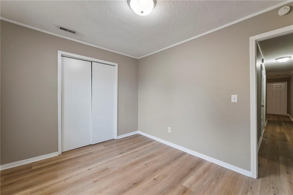 506 Ottawa Street — photo 8
