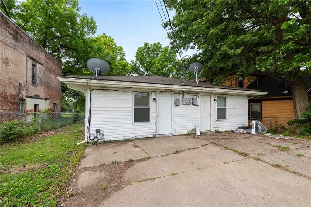 506 Ottawa Street — photo 12