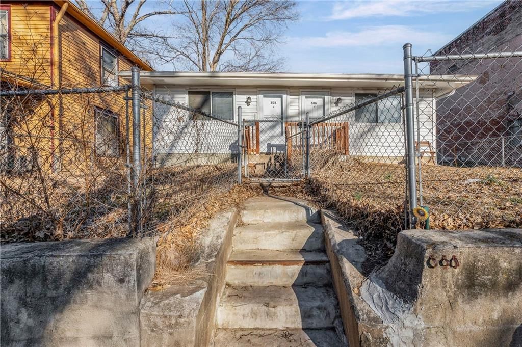 506 Ottawa Street — photo 17