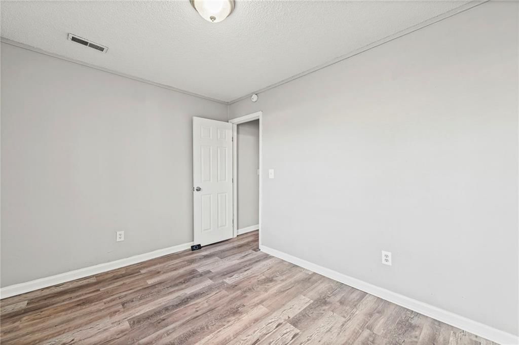 506 Ottawa Street — photo 27