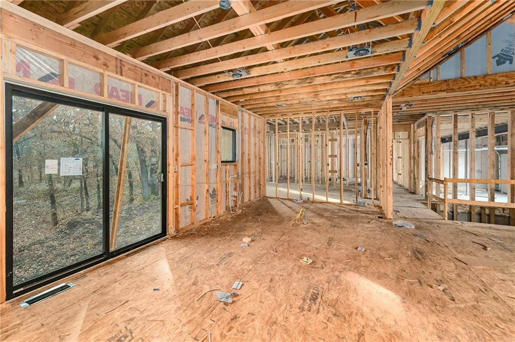 305 SW 17th Street — photo 12