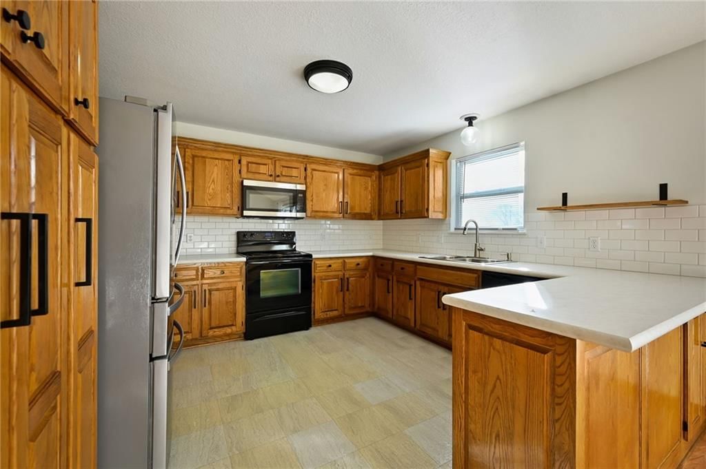 109 E Heritage Drive — photo 7