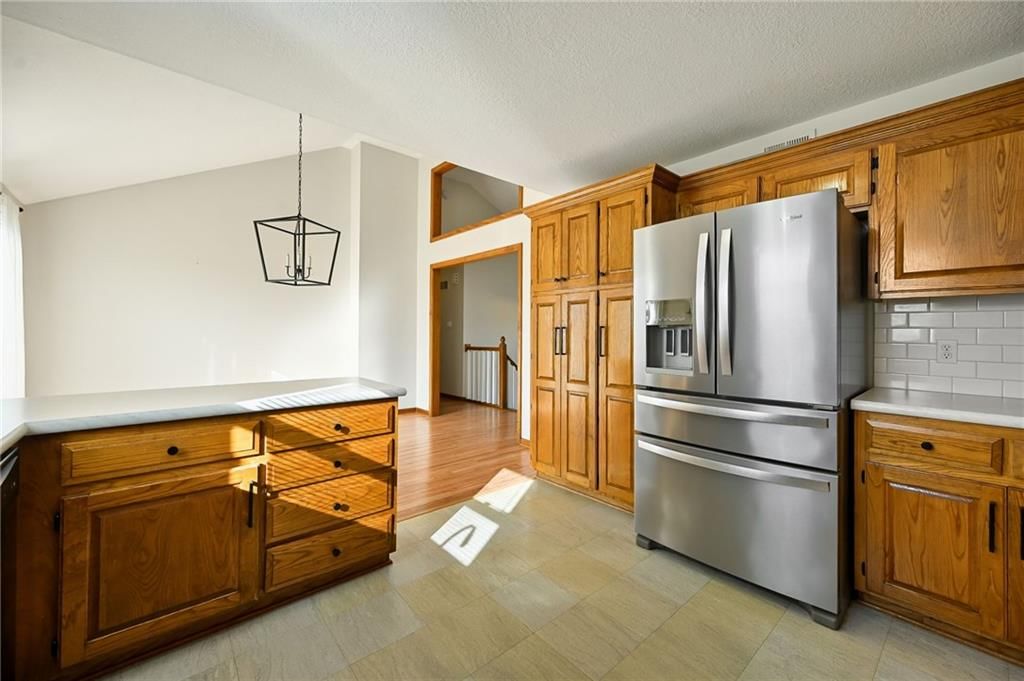 109 E Heritage Drive — photo 8