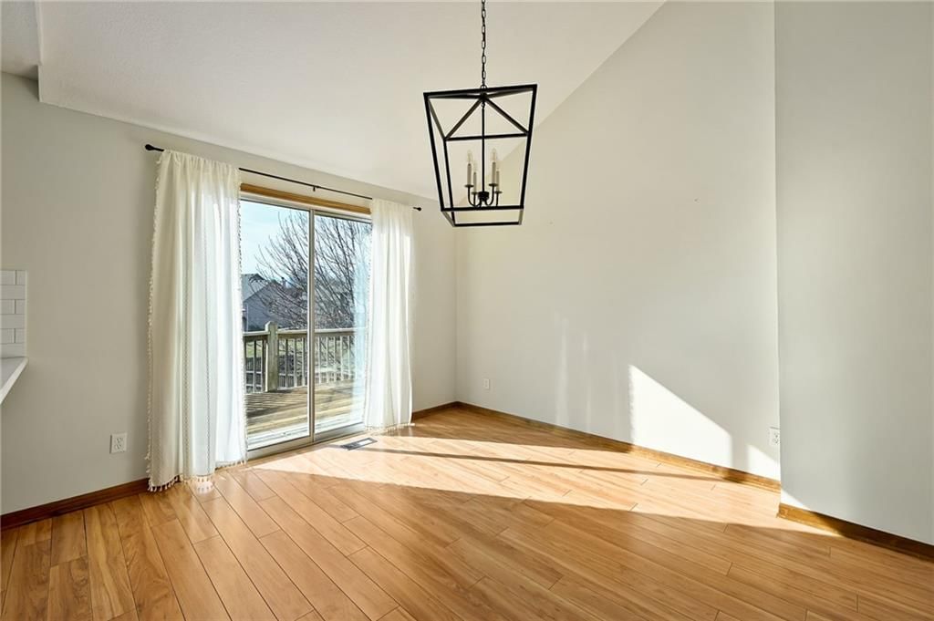 109 E Heritage Drive — photo 10