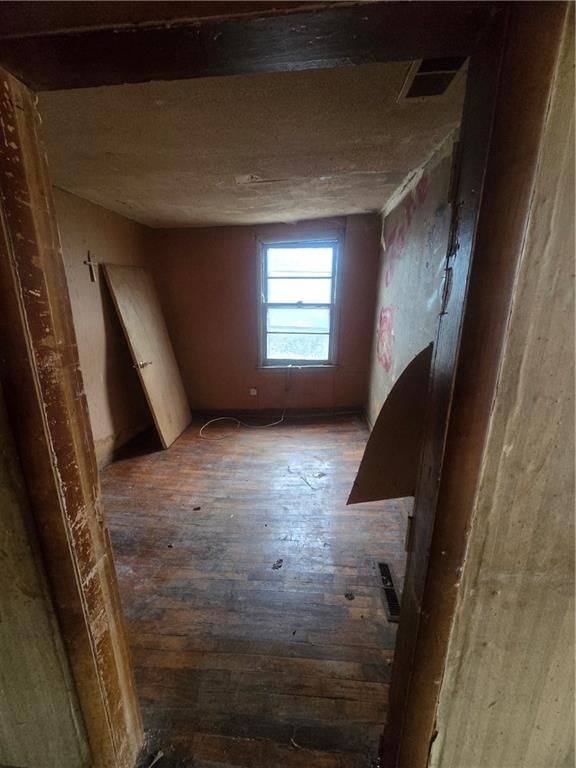 1901 Spring Street — photo 9