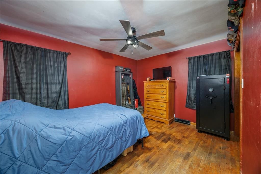 214 N 8th Street — photo 11