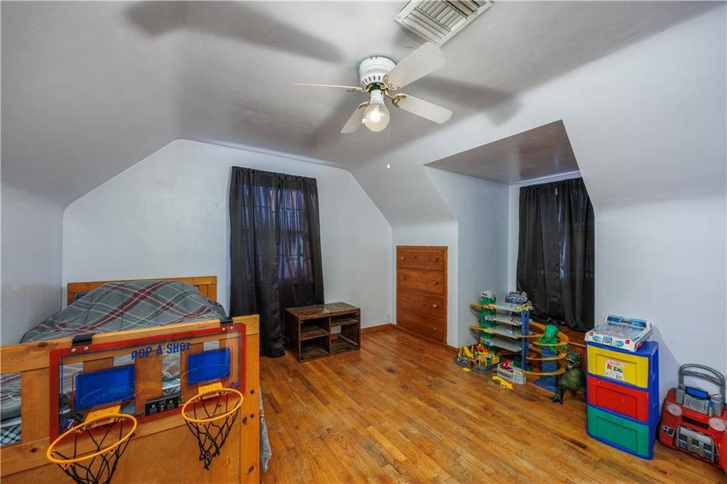 214 N 8th Street — photo 17