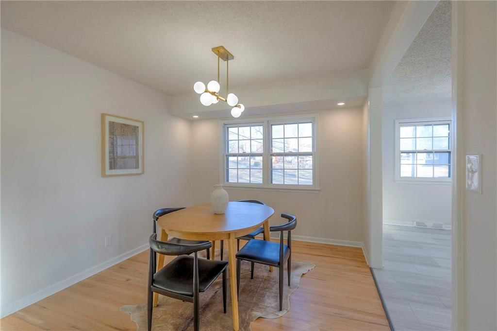 7323 N Euclid Avenue — photo 9
