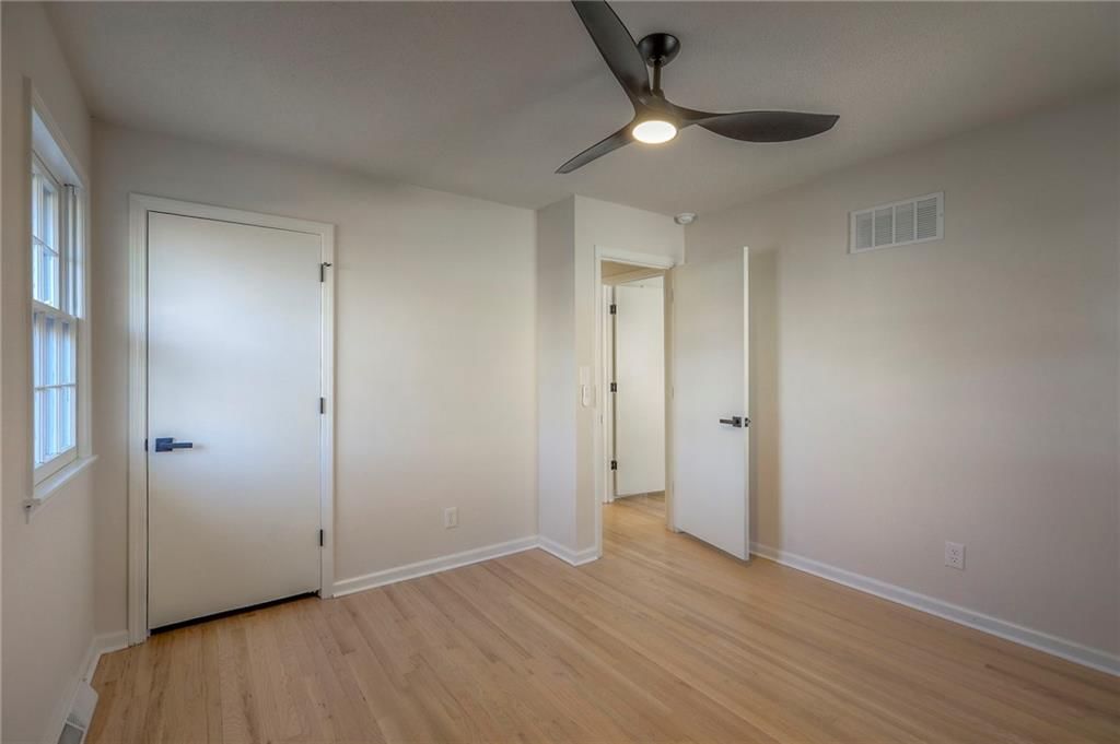 7323 N Euclid Avenue — photo 21