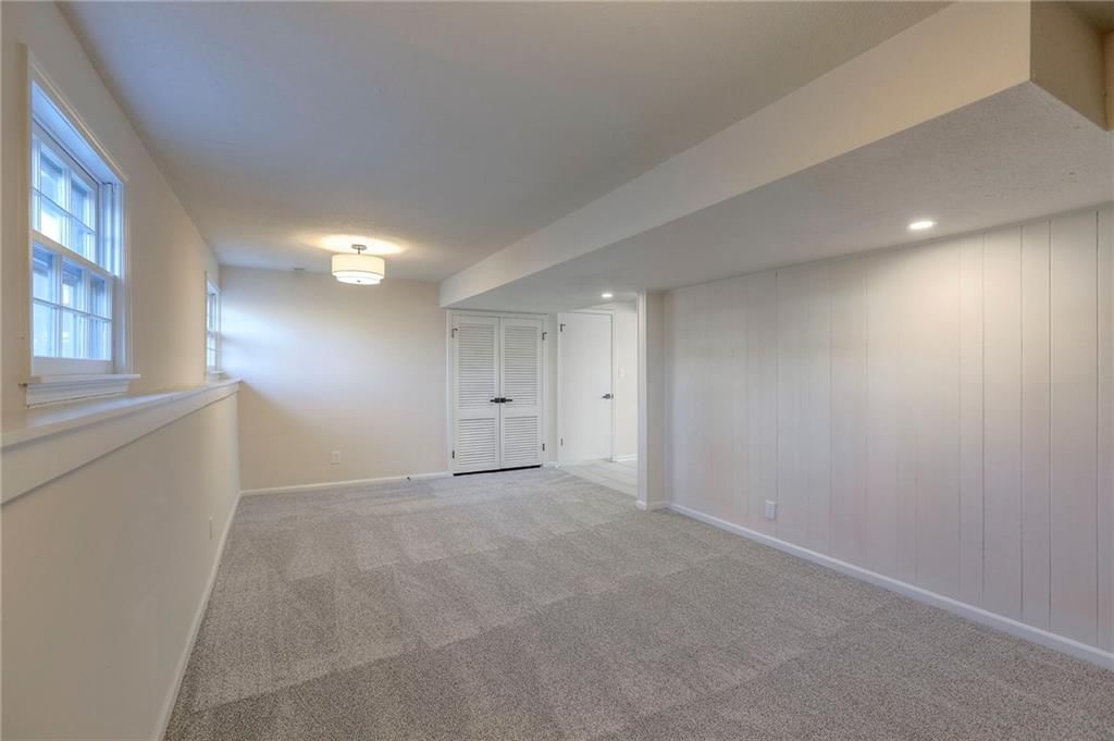 7323 N Euclid Avenue — photo 30