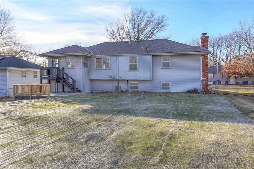 7323 N Euclid Avenue — photo 32