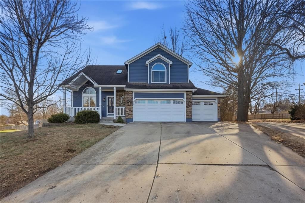 2401 NE Springbrook Street — photo 2
