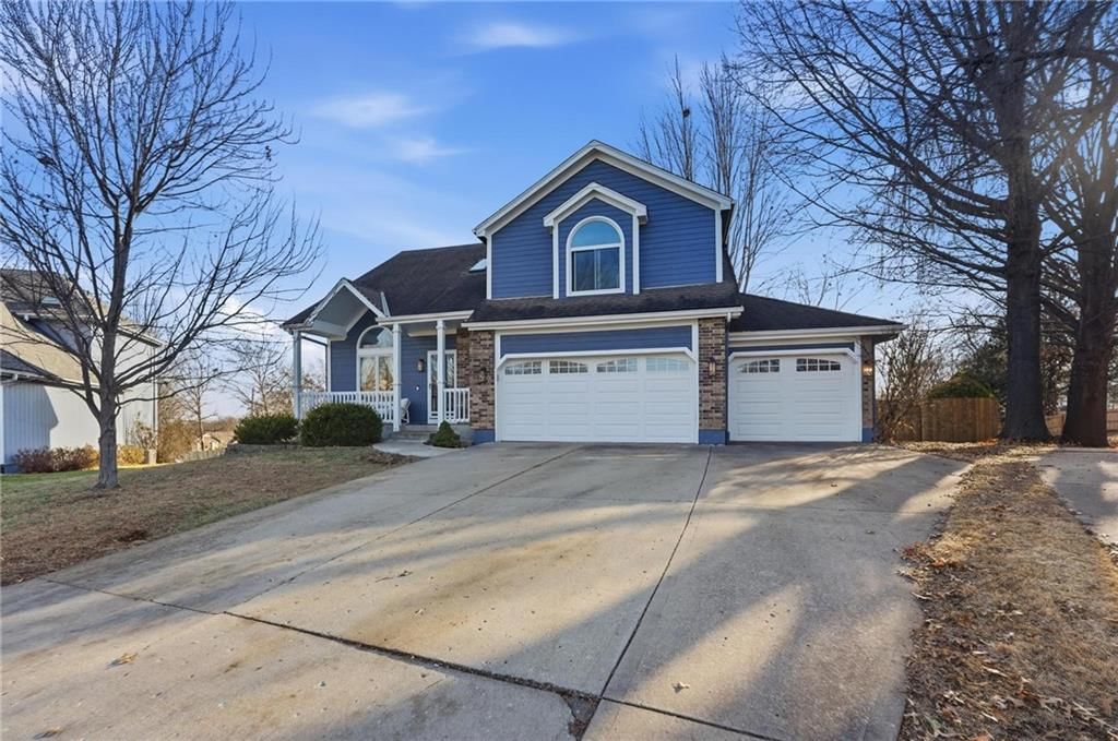2401 NE Springbrook Street — photo 3