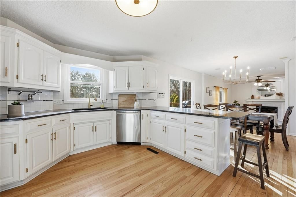 2401 NE Springbrook Street — photo 14
