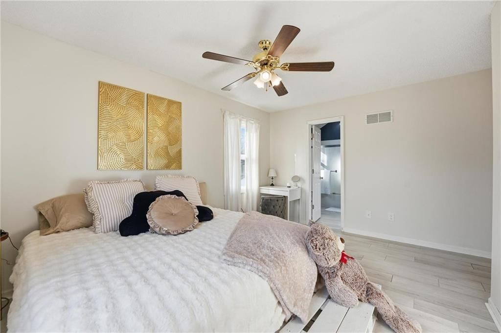 2401 NE Springbrook Street — photo 22