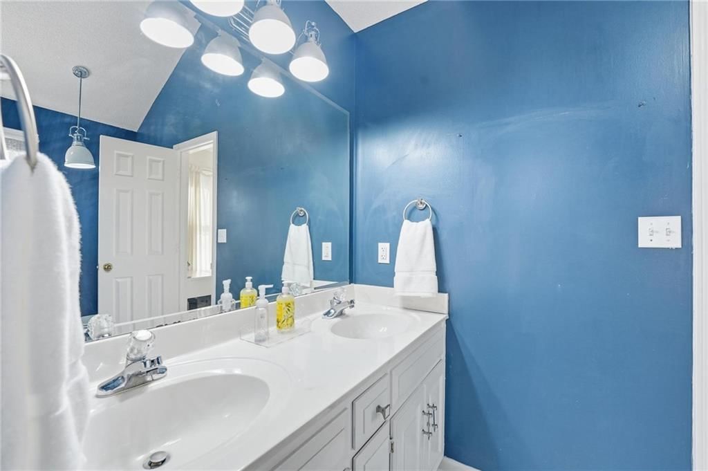2401 NE Springbrook Street — photo 25
