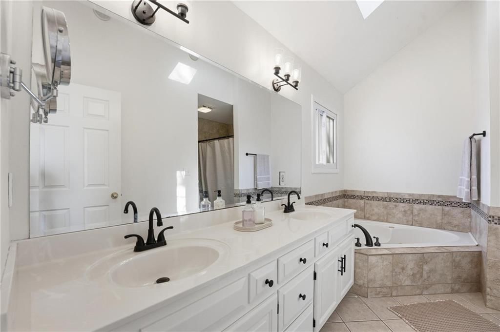 2401 NE Springbrook Street — photo 32