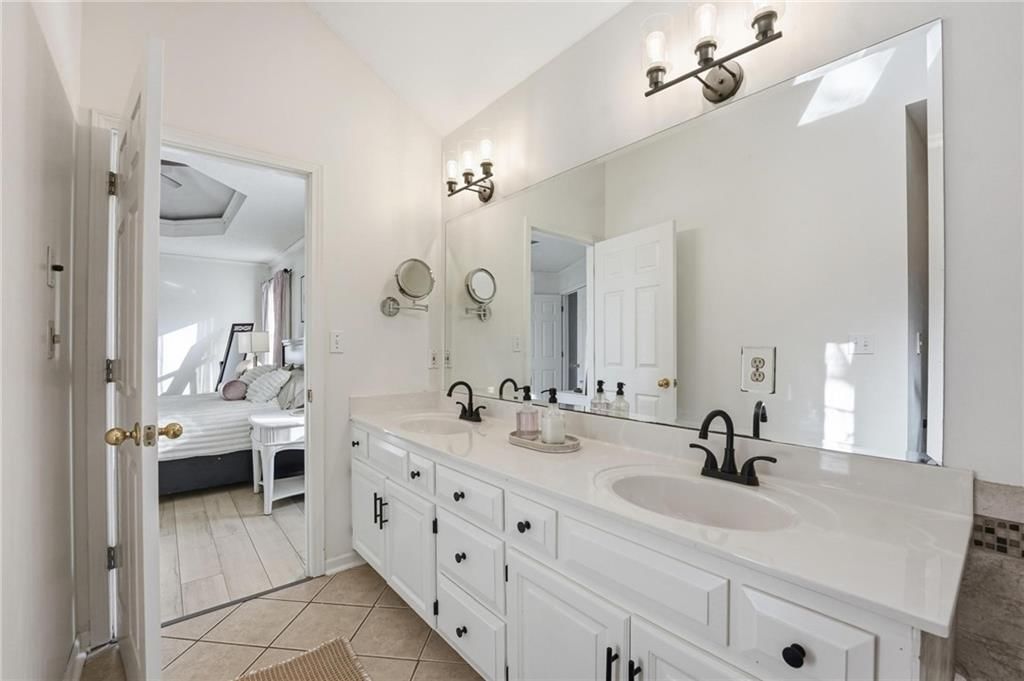2401 NE Springbrook Street — photo 33