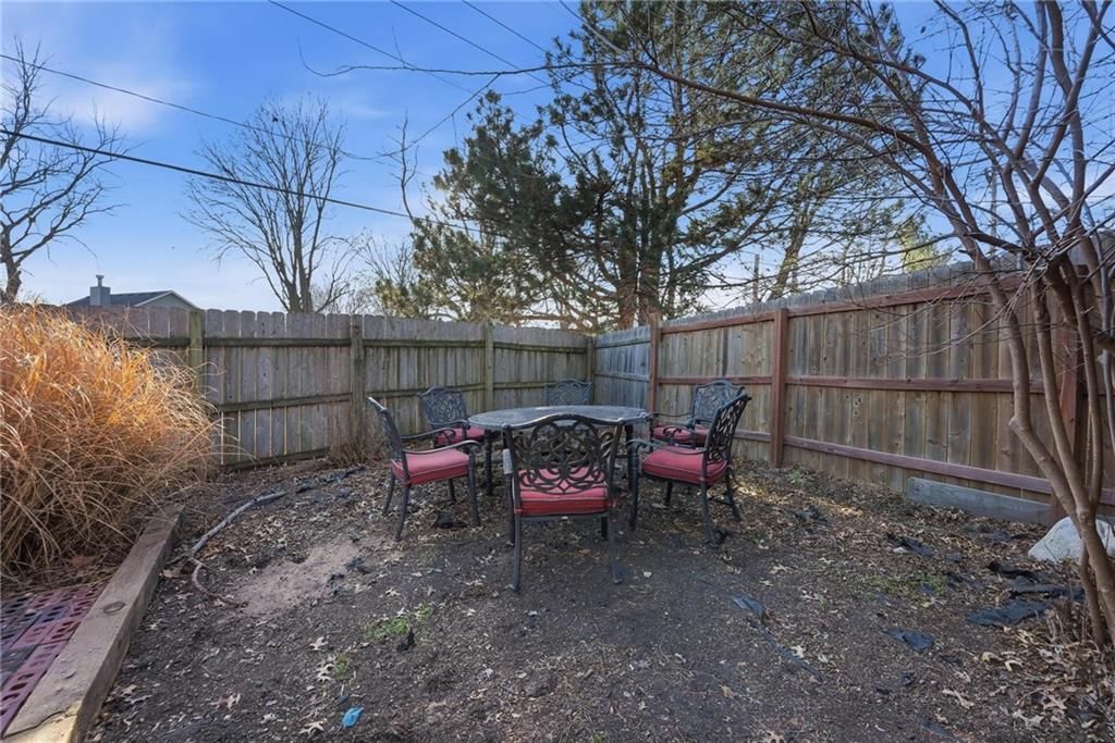 2401 NE Springbrook Street — photo 42