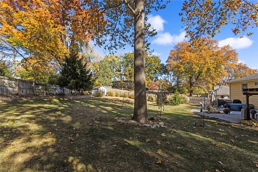 6204 N Robinhood Lane — photo 8