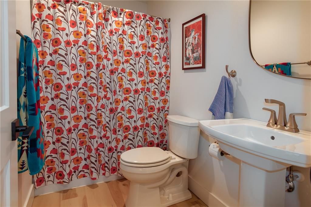103 E Carlton Street — photo 22