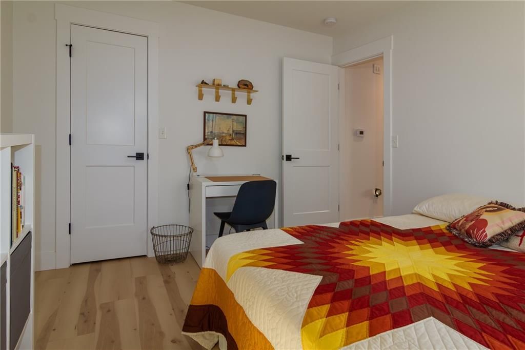 103 E Carlton Street — photo 24