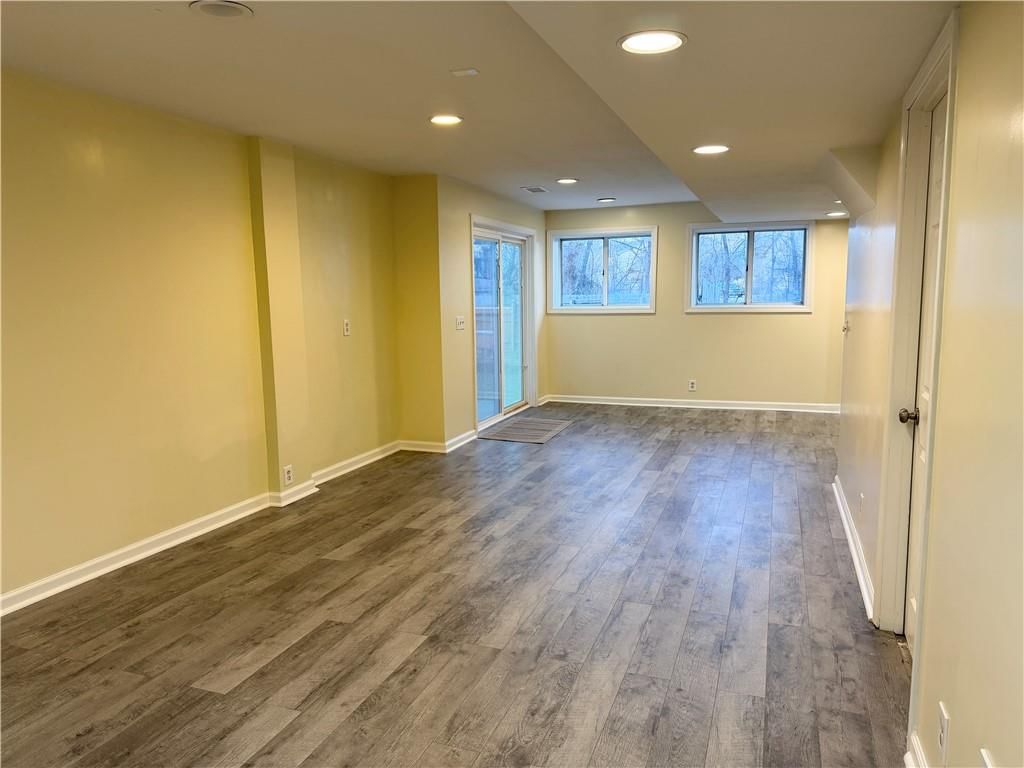 15434 Glenwood Avenue — photo 14