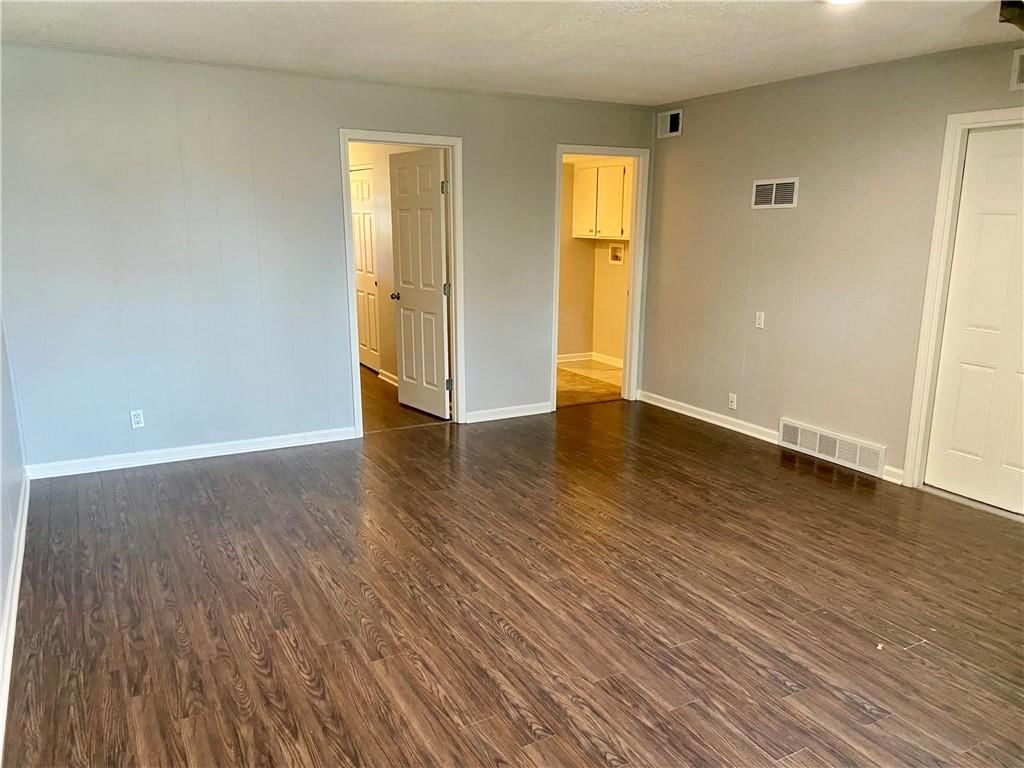 10186 Haskins Street — photo 9