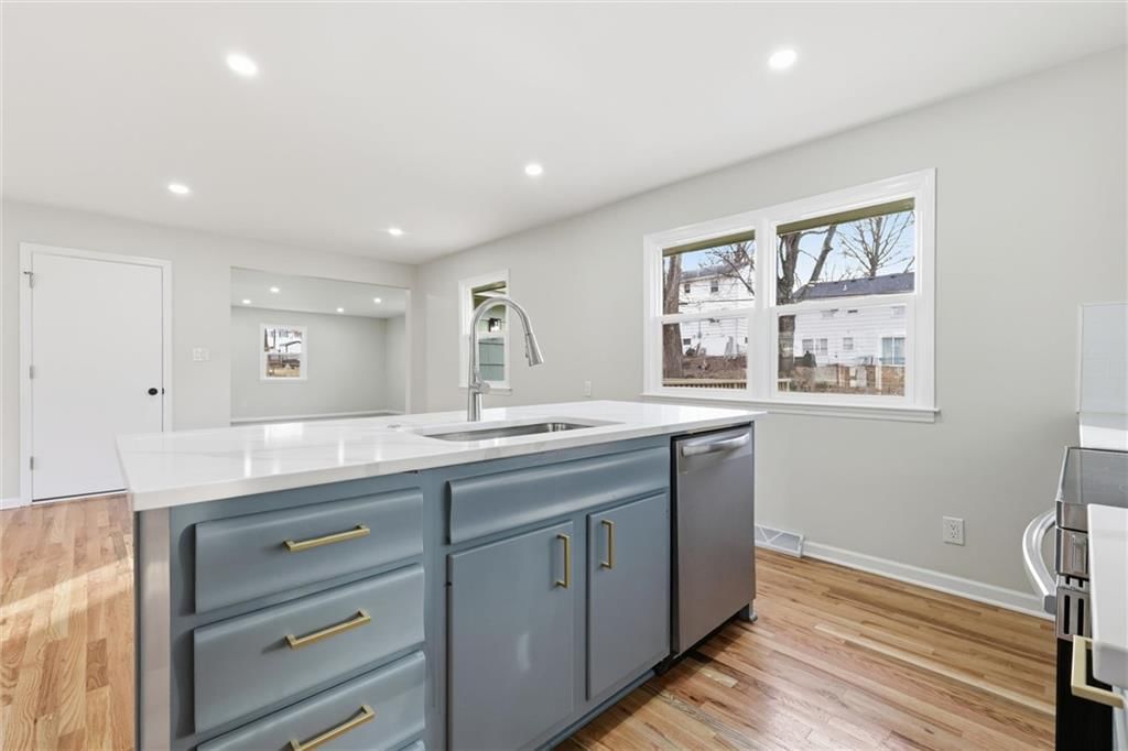 7420 Hardy Avenue — photo 8