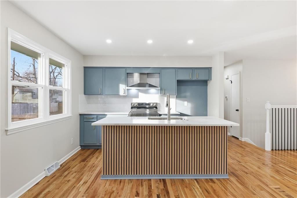 7420 Hardy Avenue — photo 9