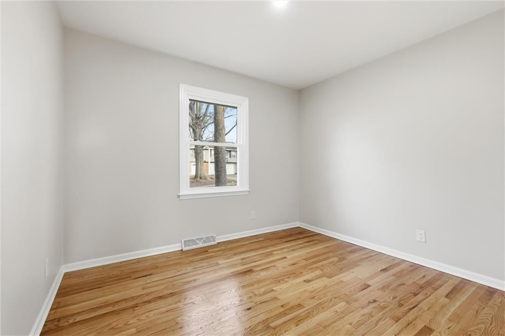 7420 Hardy Avenue — photo 18