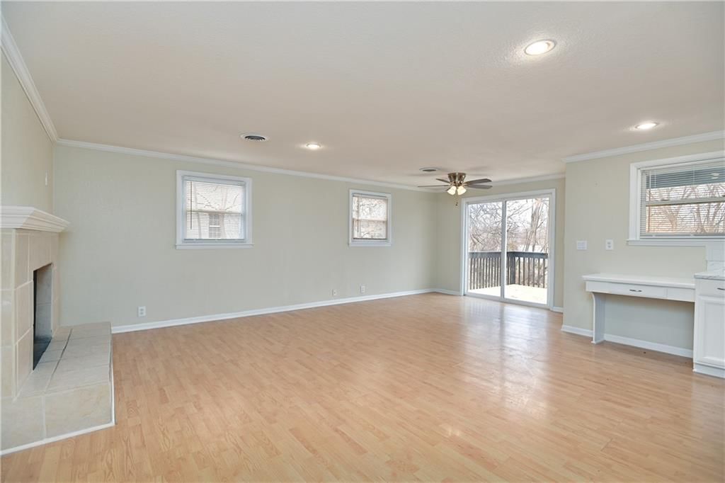 5813 Harvard Avenue — photo 9