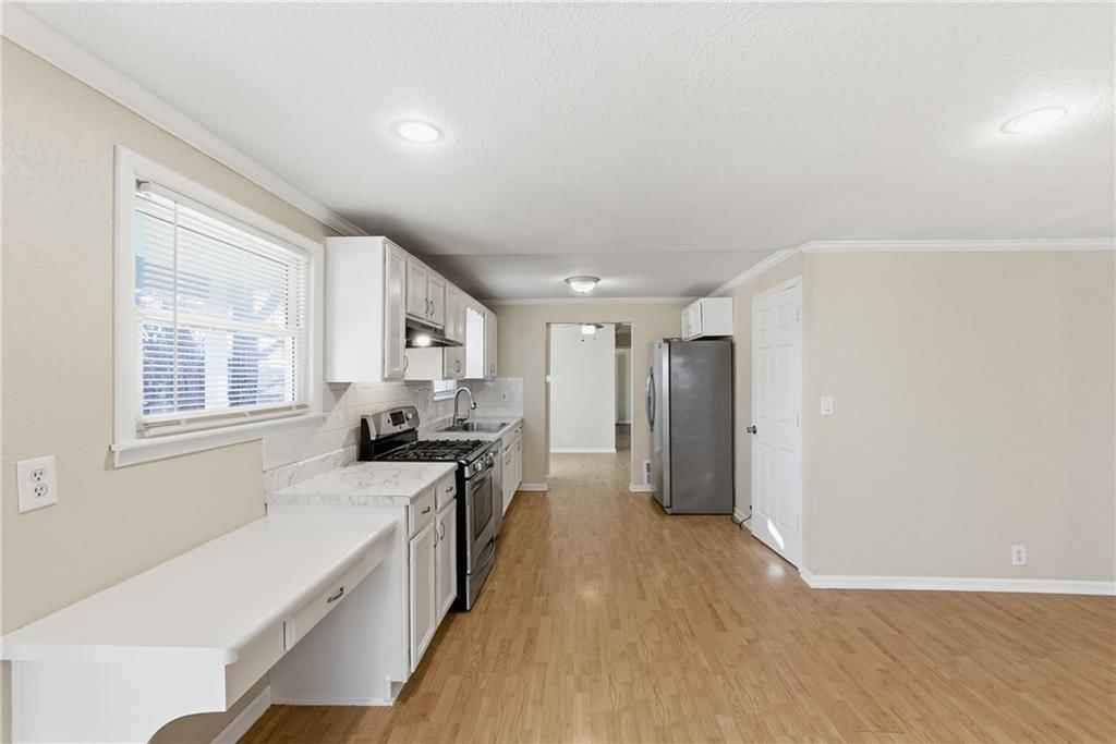 5813 Harvard Avenue — photo 13