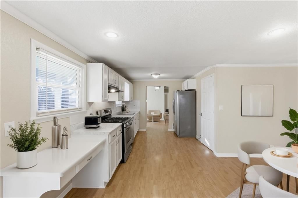 5813 Harvard Avenue — photo 14