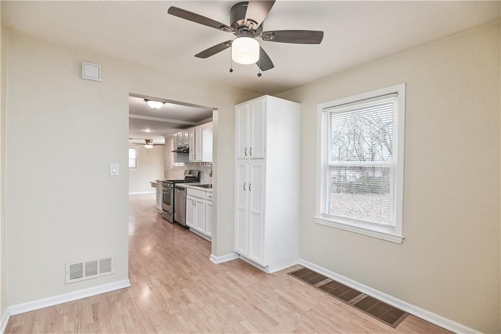 5813 Harvard Avenue — photo 20
