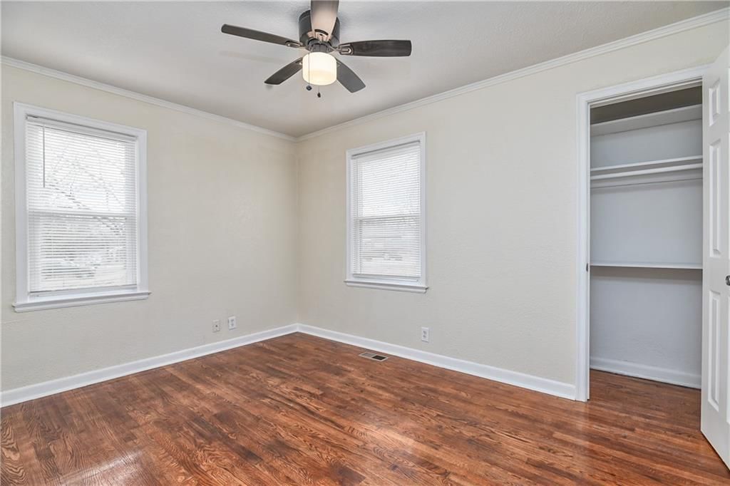 5813 Harvard Avenue — photo 25
