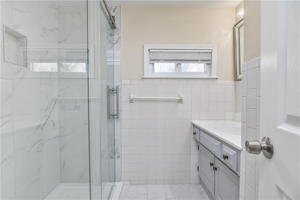 5813 Harvard Avenue — photo 28