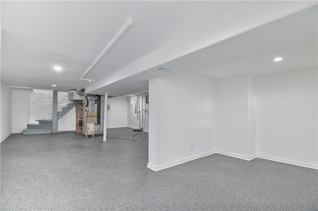 5813 Harvard Avenue — photo 35