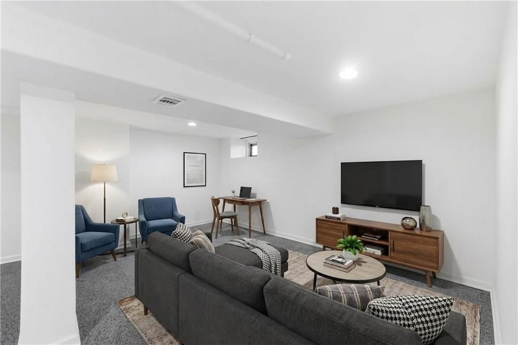 5813 Harvard Avenue — photo 38