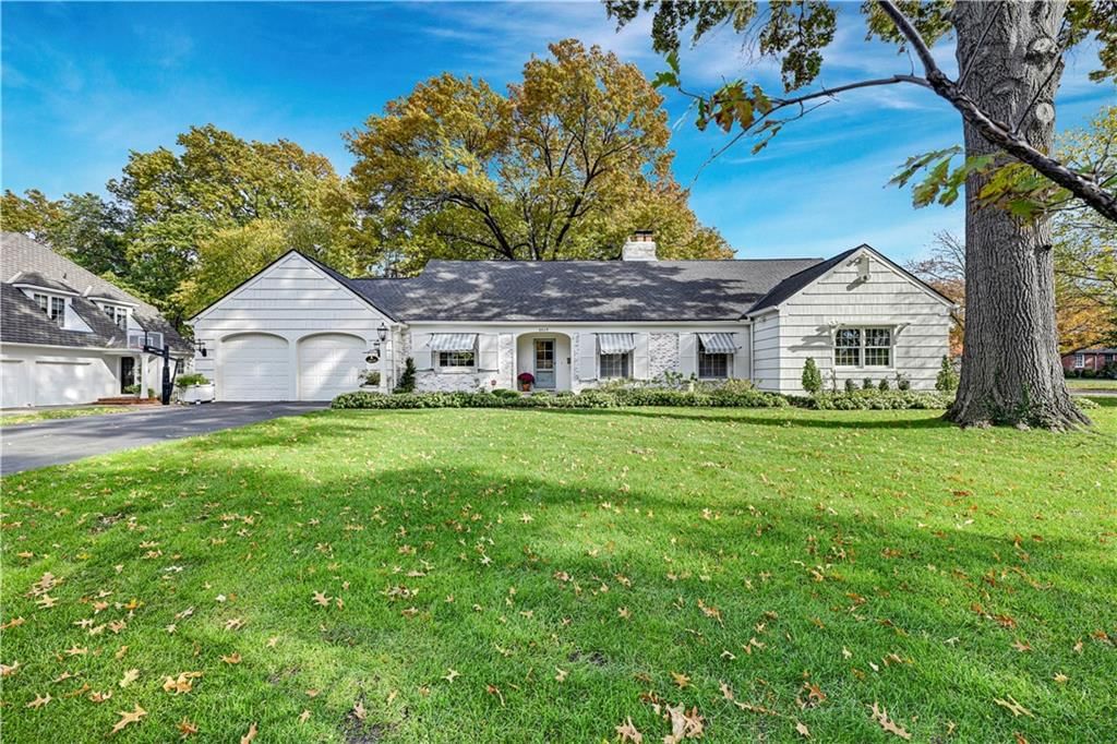 6629 Overhill Road, Mission Hills, KS