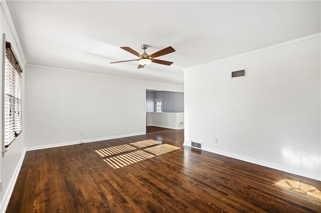 224 W Maiden Lane — photo 4