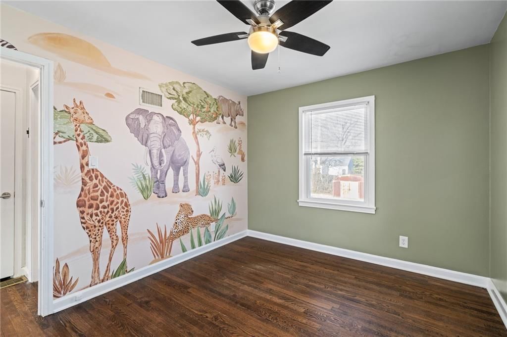 224 W Maiden Lane — photo 18