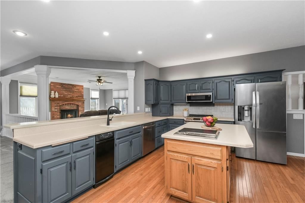 2536 NW Bent Tree Circle — photo 10