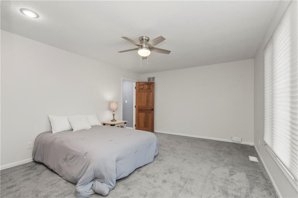 2536 NW Bent Tree Circle — photo 24