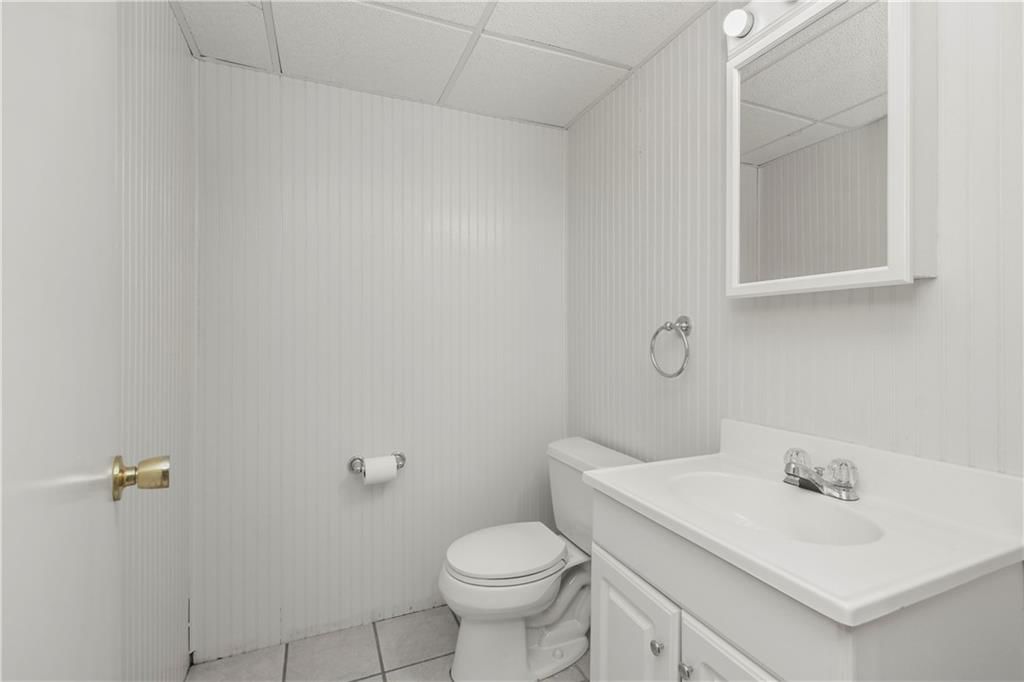 2536 NW Bent Tree Circle — photo 32