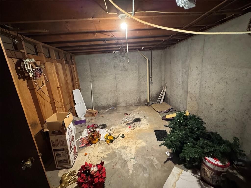 411 Holtz Street — photo 22