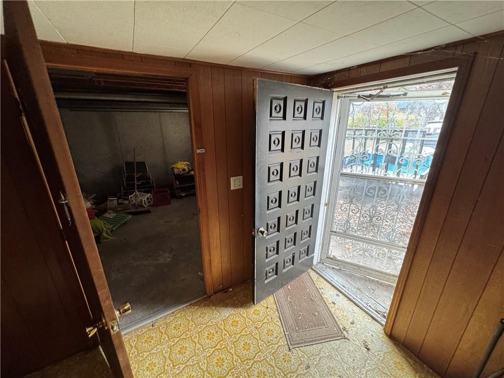 411 Holtz Street — photo 25
