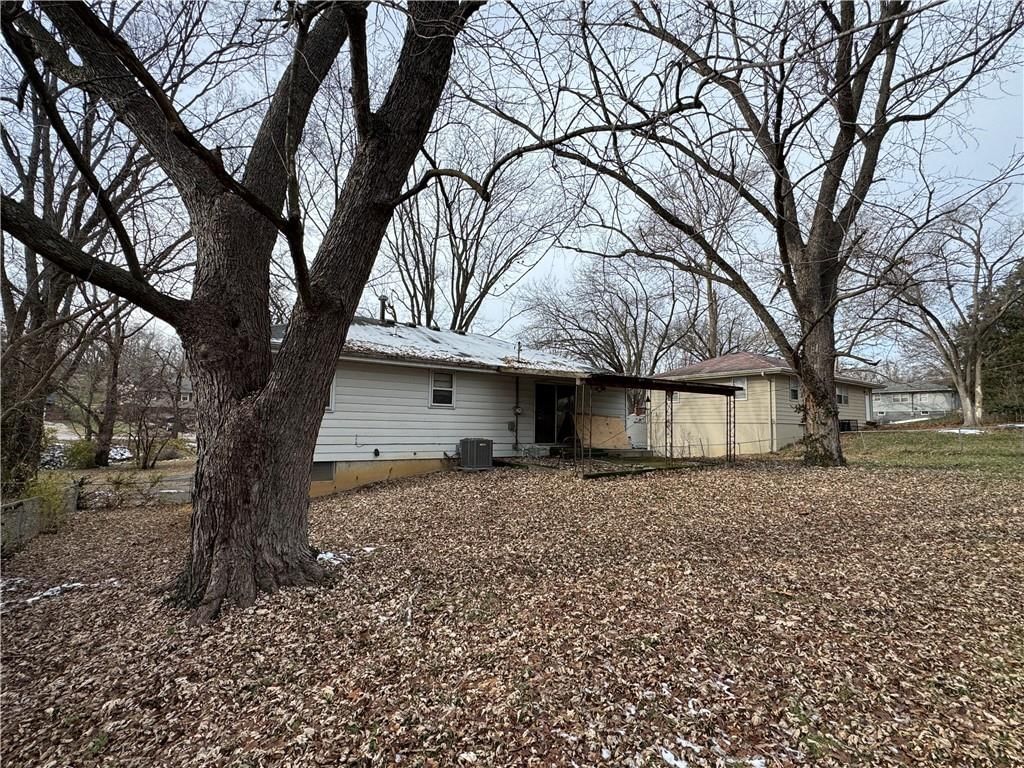 411 Holtz Street — photo 51
