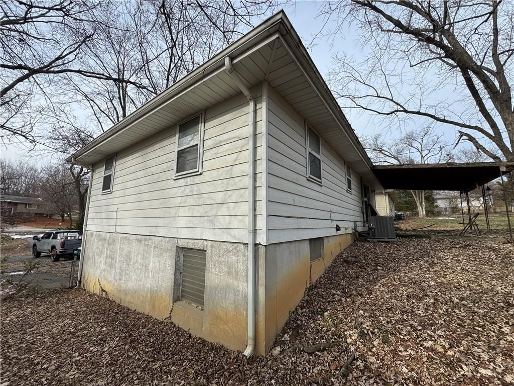 411 Holtz Street — photo 52