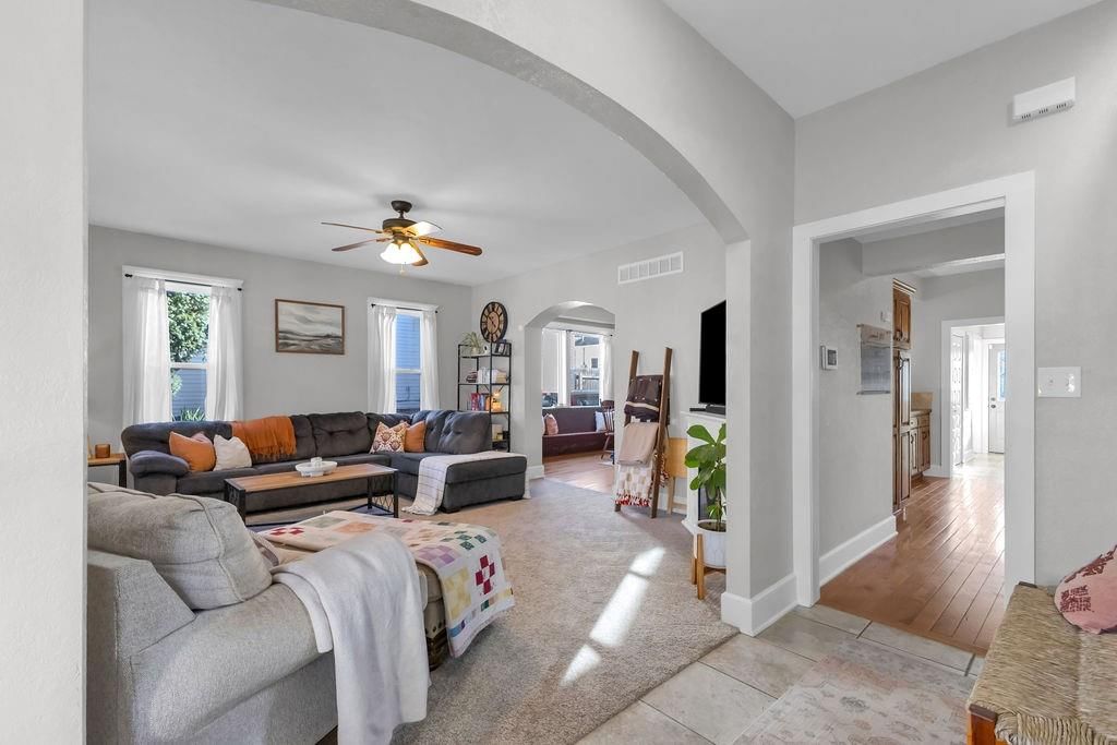 2904 Jules Street — photo 6